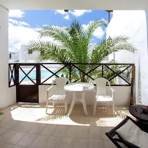 https://oasisstudiolanzarote.puertodelcarmen-hotels.org